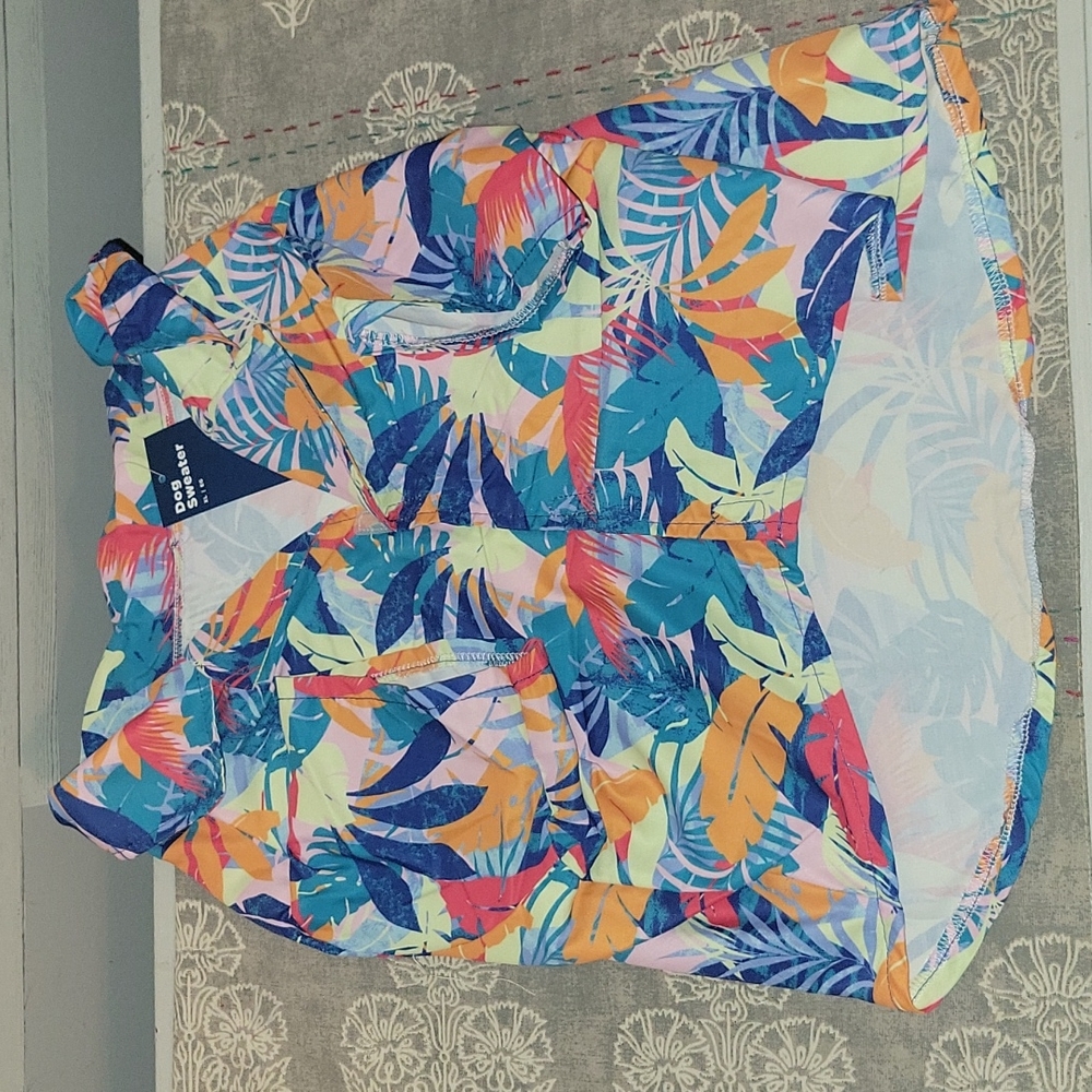 NWT | Old Navy Printed Resort Shirt | XL - Picture 3 of 8
